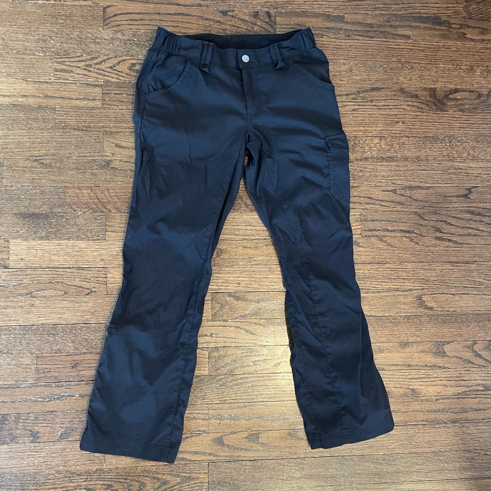 Duluth Trading Co Women's Black Hiking Pants size 4 inseam 29 in
